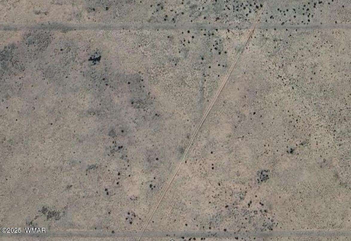 10 Acres of Land for Sale in Sun Valley, Arizona