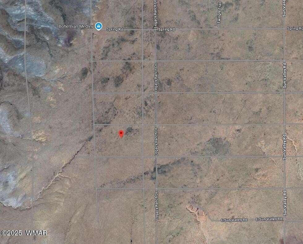 10 Acres of Land for Sale in Sun Valley, Arizona