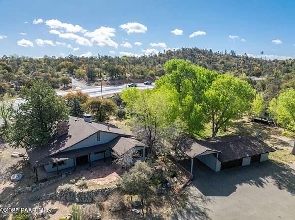 2.5 Acres of Residential Land with Home for Sale in Prescott, Arizona