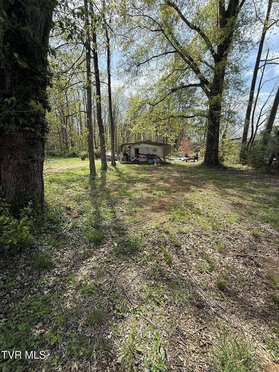 2.6 Acres of Residential Land for Sale in Mount Carmel, Tennessee
