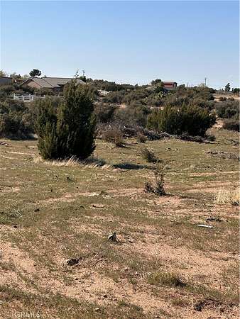 5 Acres of Residential Land for Sale in Phelan, California