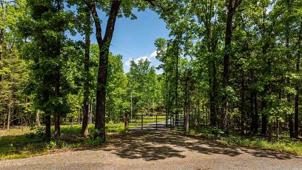 7.29 Acres of Residential Land for Sale in Greenbrier, Arkansas