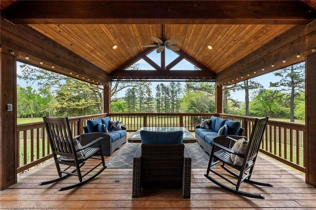 5.5 Acres of Residential Land with Home for Sale in Greenwood, Arkansas