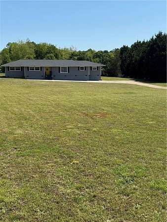 1.6 Acres of Residential Land with Home for Sale in Piedmont, South Carolina