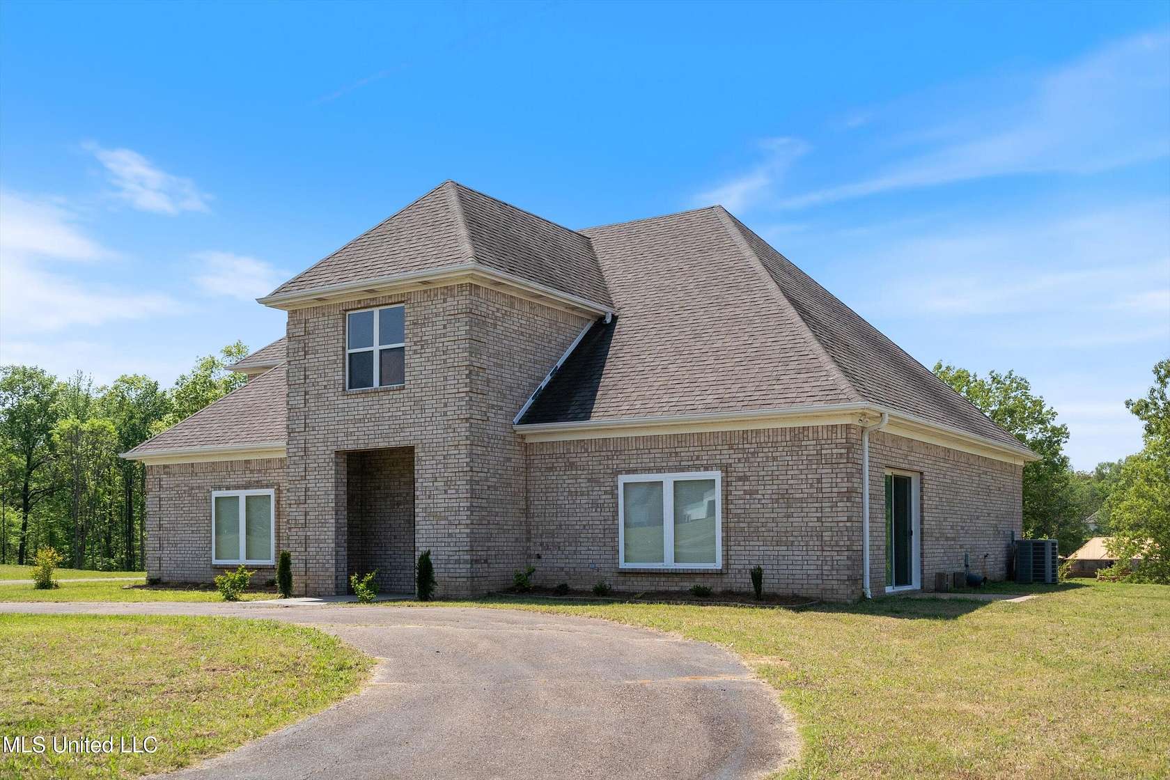 2.85 Acres of Land with Home for Sale in Coldwater, Mississippi