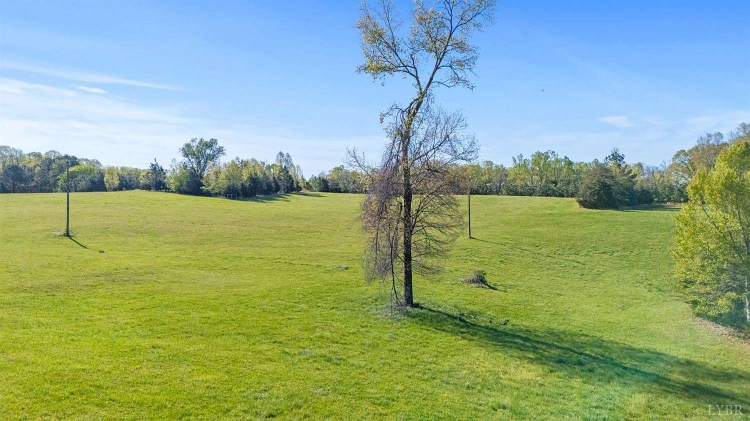 11 Acres of Land for Auction in Farmville, Virginia