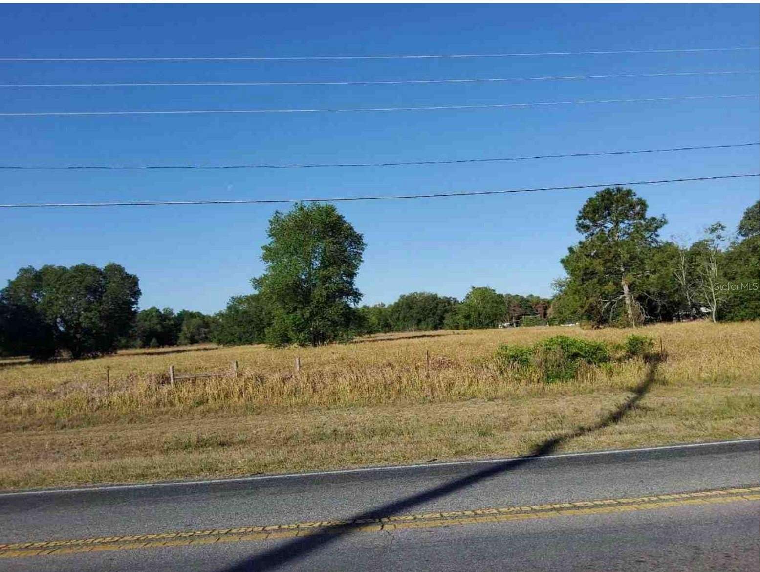10 Acres of Land for Sale in Ocklawaha, Florida