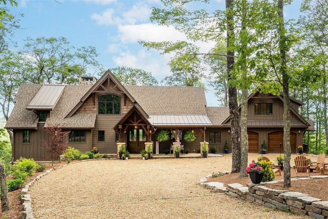 2.6 Acres of Residential Land with Home for Sale in Cashiers, North Carolina