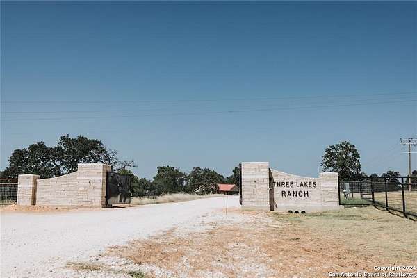 4 Acres of Residential Land for Sale in Centerville, Texas