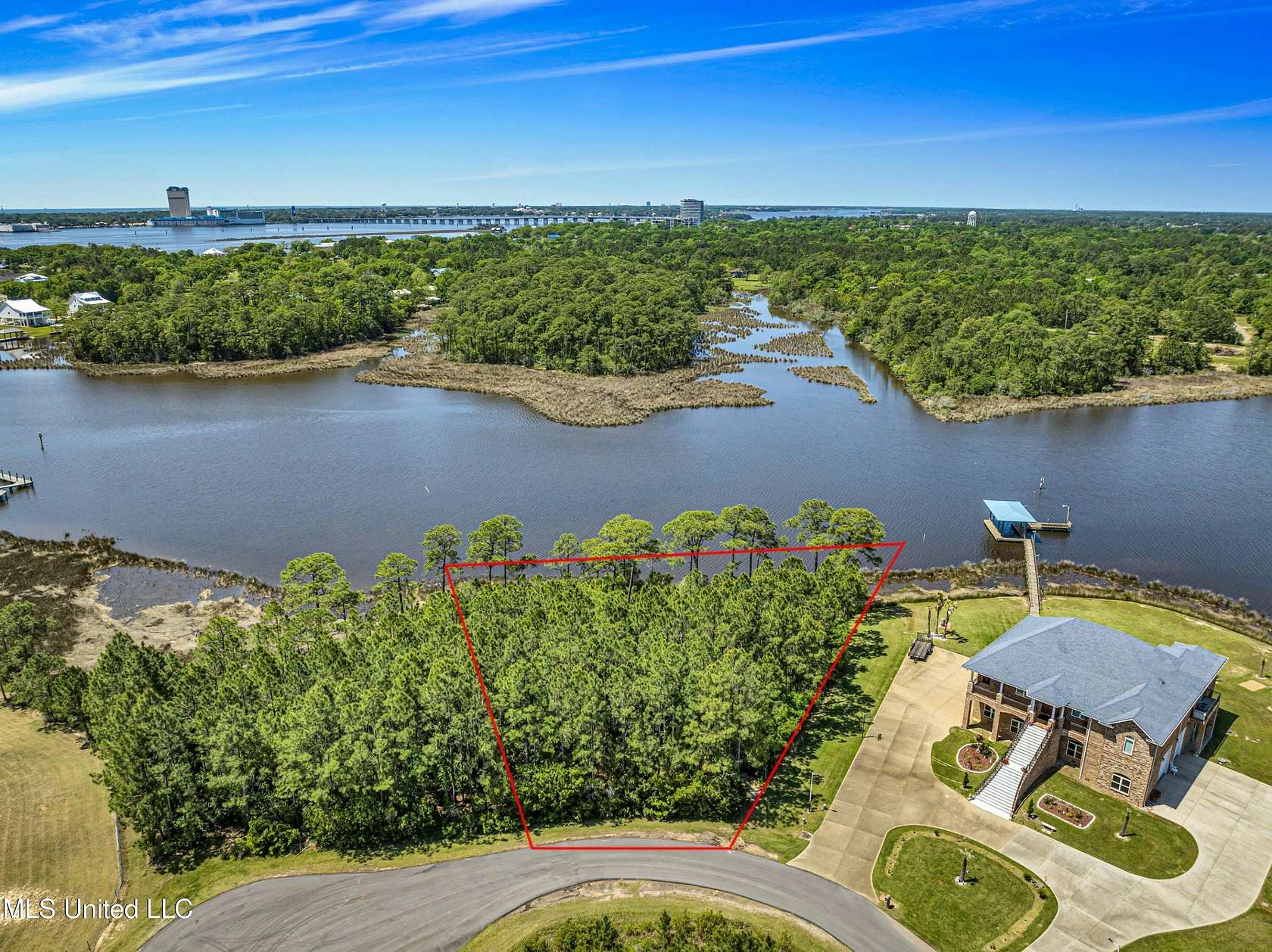 0.86 Acres of Residential Land for Sale in Biloxi, Mississippi