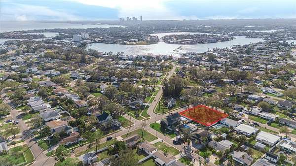 0.33 Acres of Residential Land for Sale in St. Petersburg, Florida