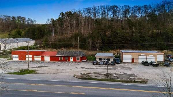 2 Acres of Mixed-Use Land for Sale in Lily, Kentucky