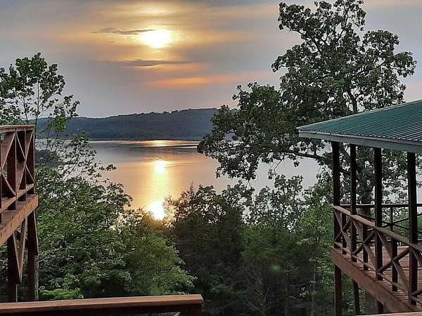 10 Acres of Land with Home for Sale in Yellville, Arkansas