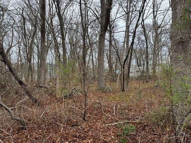 0.68 Acres of Residential Land for Sale in Tiverton, Rhode Island