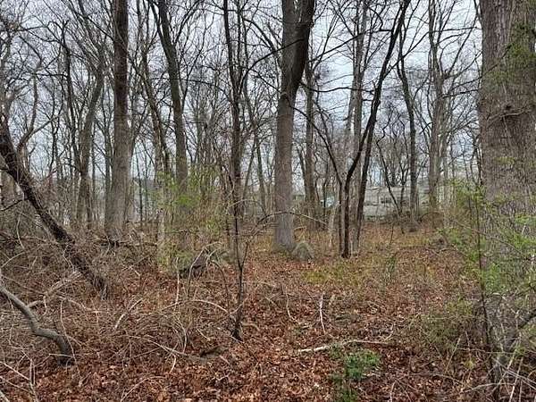 0.68 Acres of Residential Land for Sale in Tiverton, Rhode Island