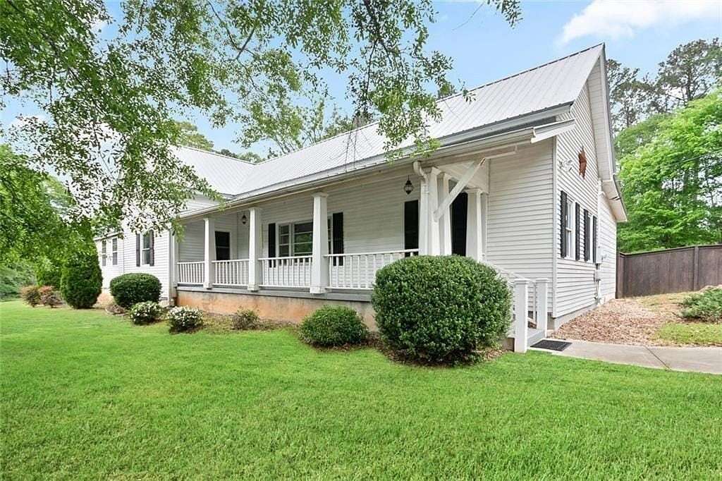 5.25 Acres of Land with Home for Sale in Powder Springs, Georgia