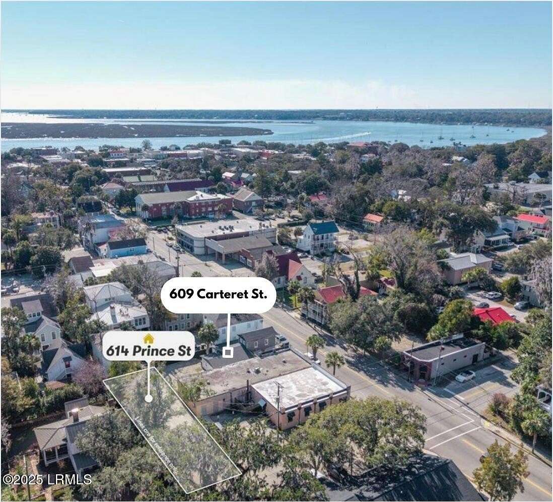 0.08 Acres of Improved Mixed-Use Land for Sale in Beaufort, South Carolina