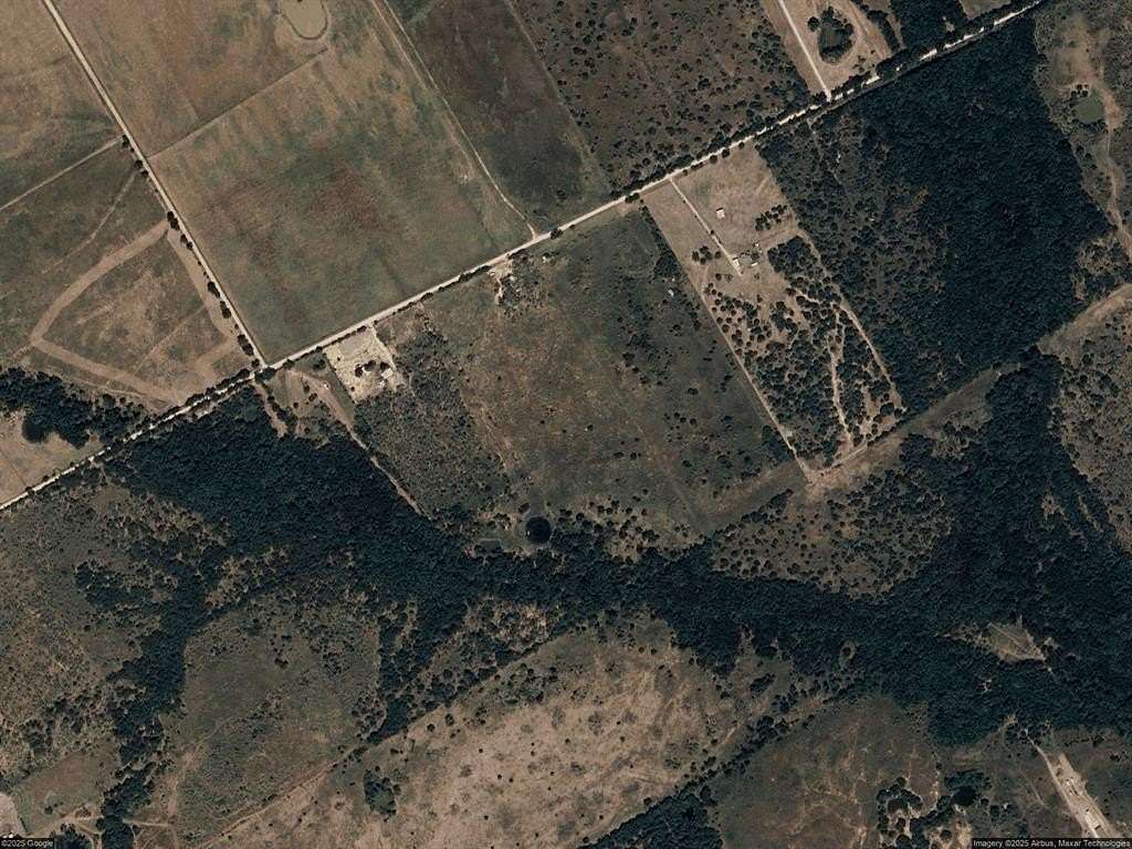 19 Acres of Recreational Land for Sale in Kerens, Texas