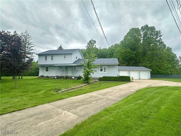 3 Acres of Residential Land with Home for Sale in Bazetta Township, Ohio