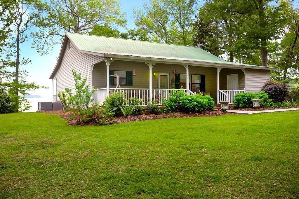 1.89 Acres of Residential Land with Home for Sale in Georgetown, Georgia