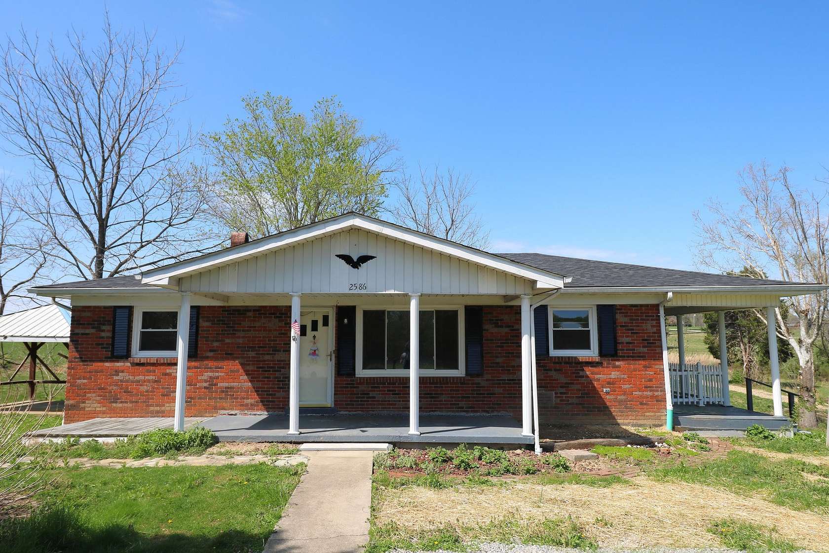 6 Acres of Residential Land with Home for Sale in Science Hill, Kentucky