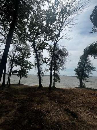 1.12 Acres of Land for Sale in Groesbeck, Texas