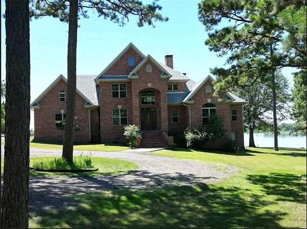 2 Acres of Residential Land with Home for Sale in Lamar, Arkansas