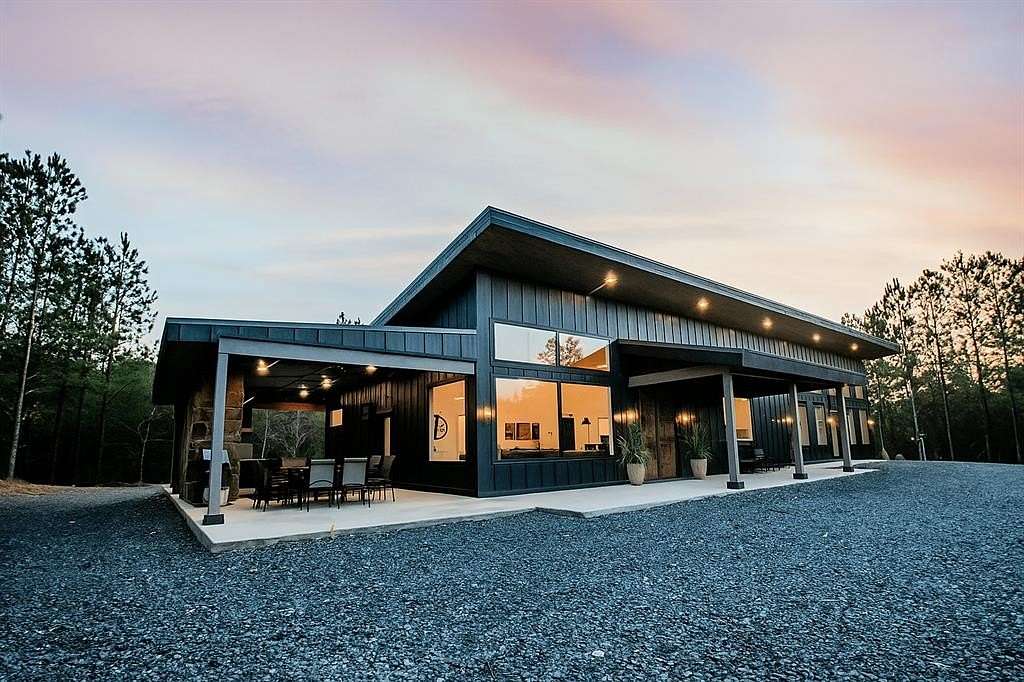 1.5 Acres of Residential Land with Home for Sale in Broken Bow, Oklahoma