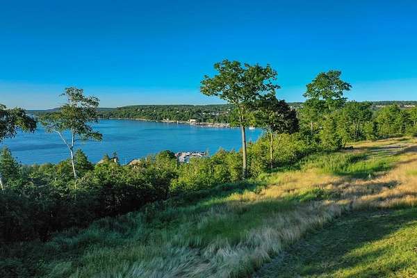 1.85 Acres of Residential Land for Sale in Egg Harbor, Wisconsin