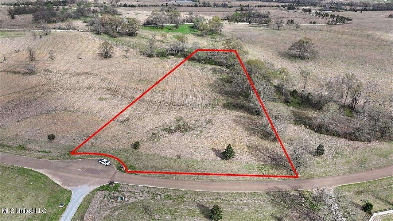 4.4 Acres of Residential Land for Sale in Flora, Mississippi