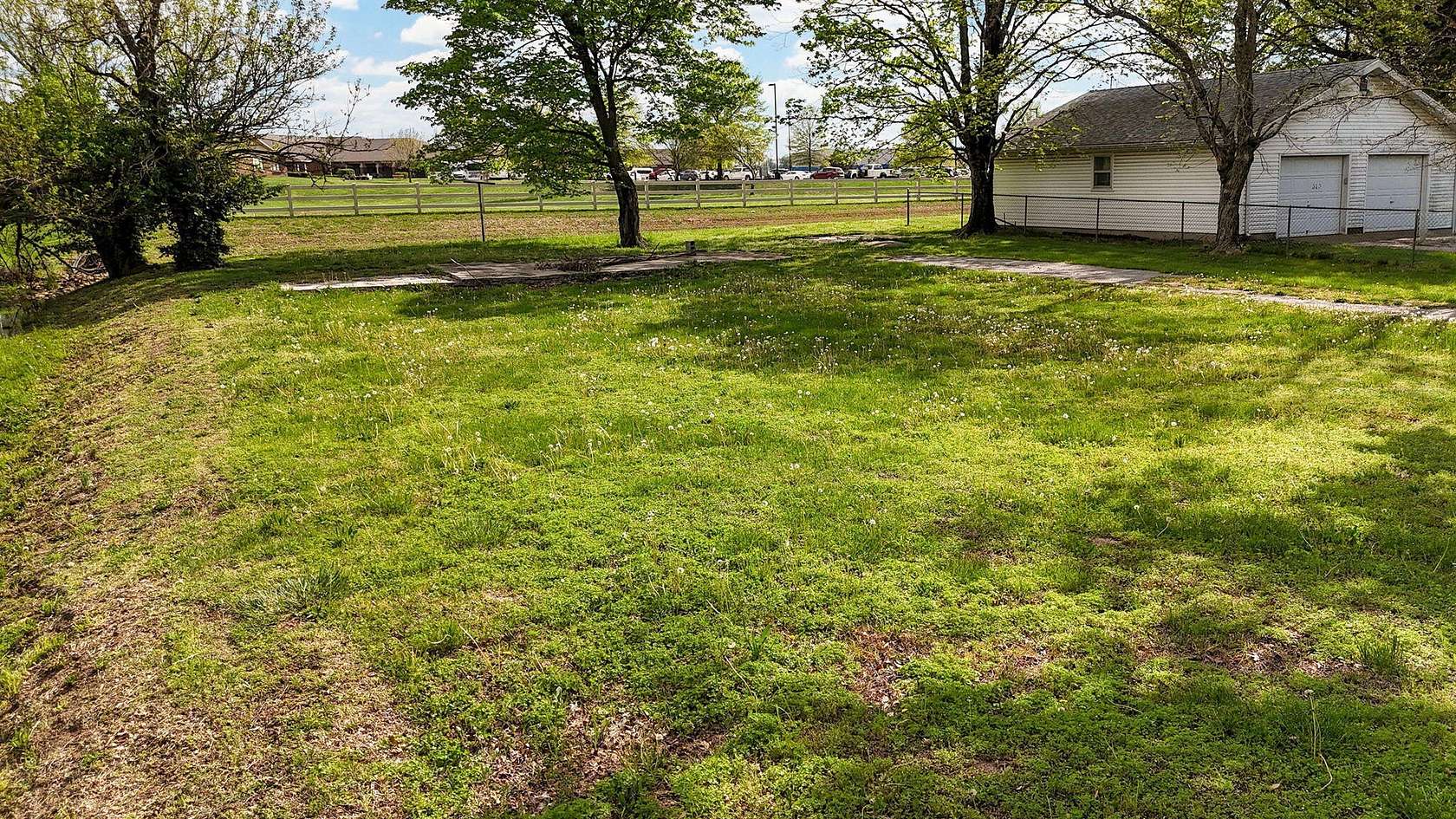 0.18 Acres of Residential Land for Sale in Mount Vernon, Missouri