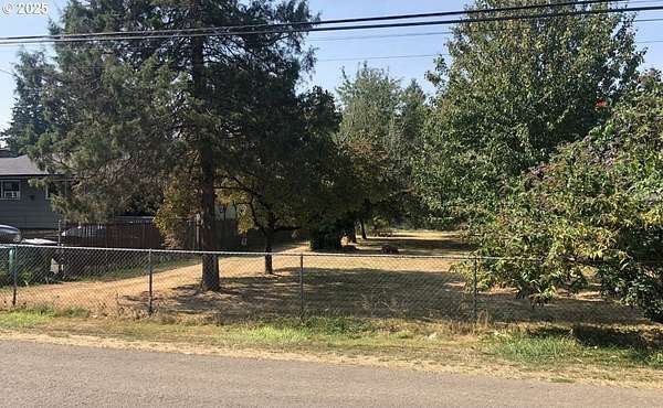 0.3 Acres of Residential Land for Sale in Portland, Oregon