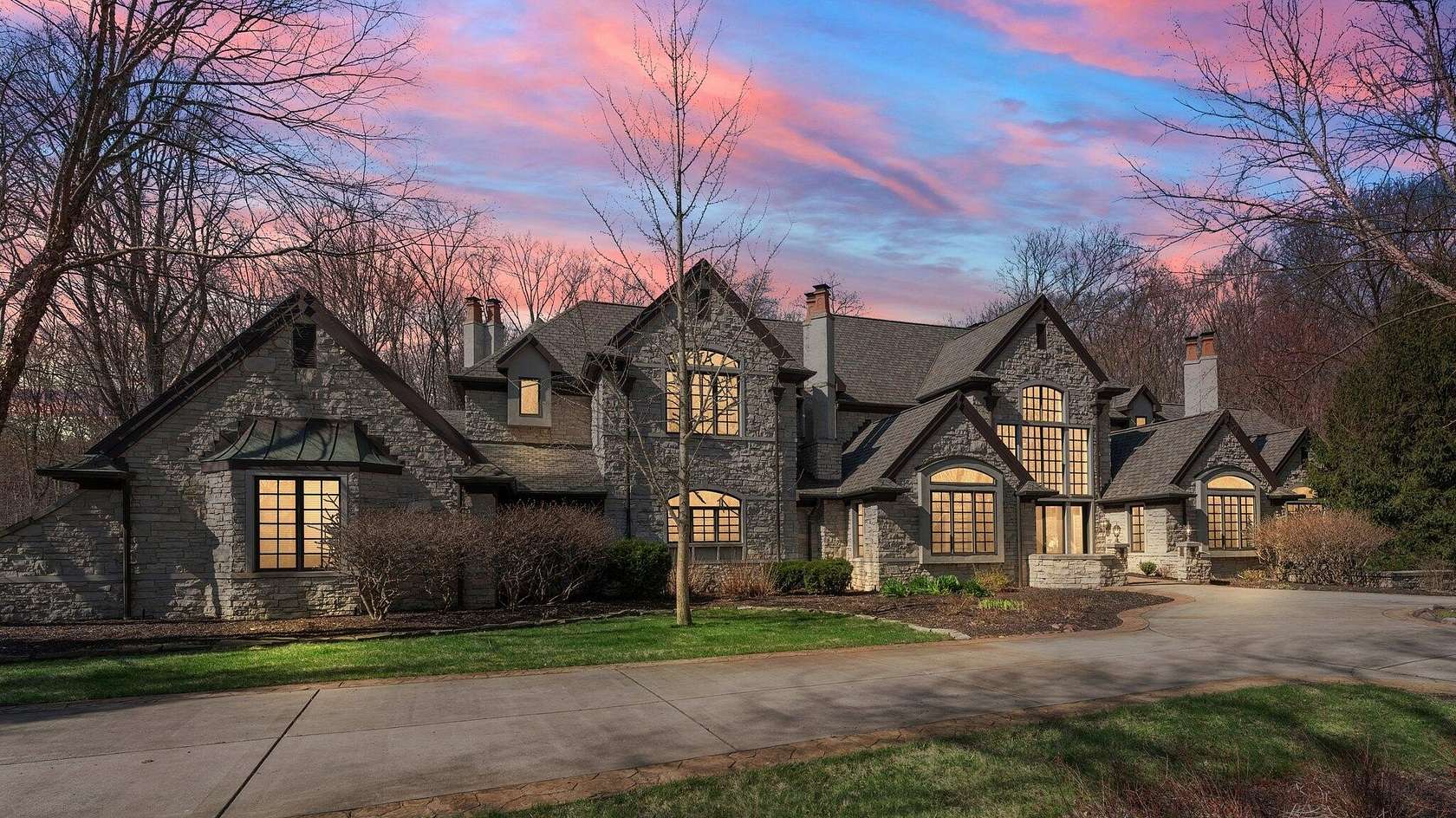 2.77 Acres of Residential Land with Home for Sale in Valparaiso, Indiana