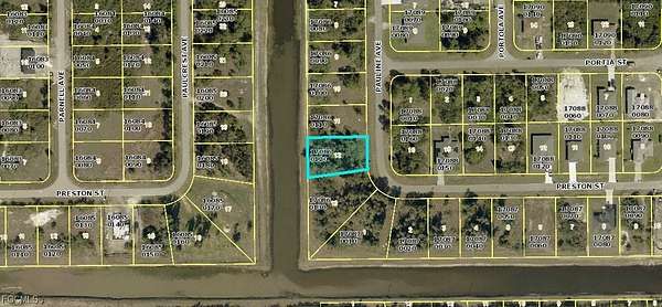 0.31 Acres of Residential Land for Sale in Lehigh Acres, Florida