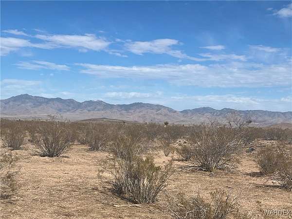 5 Acres of Land for Sale in Dolan Springs, Arizona