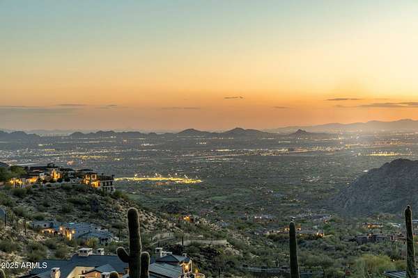 8 Acres of Residential Land for Sale in Scottsdale, Arizona