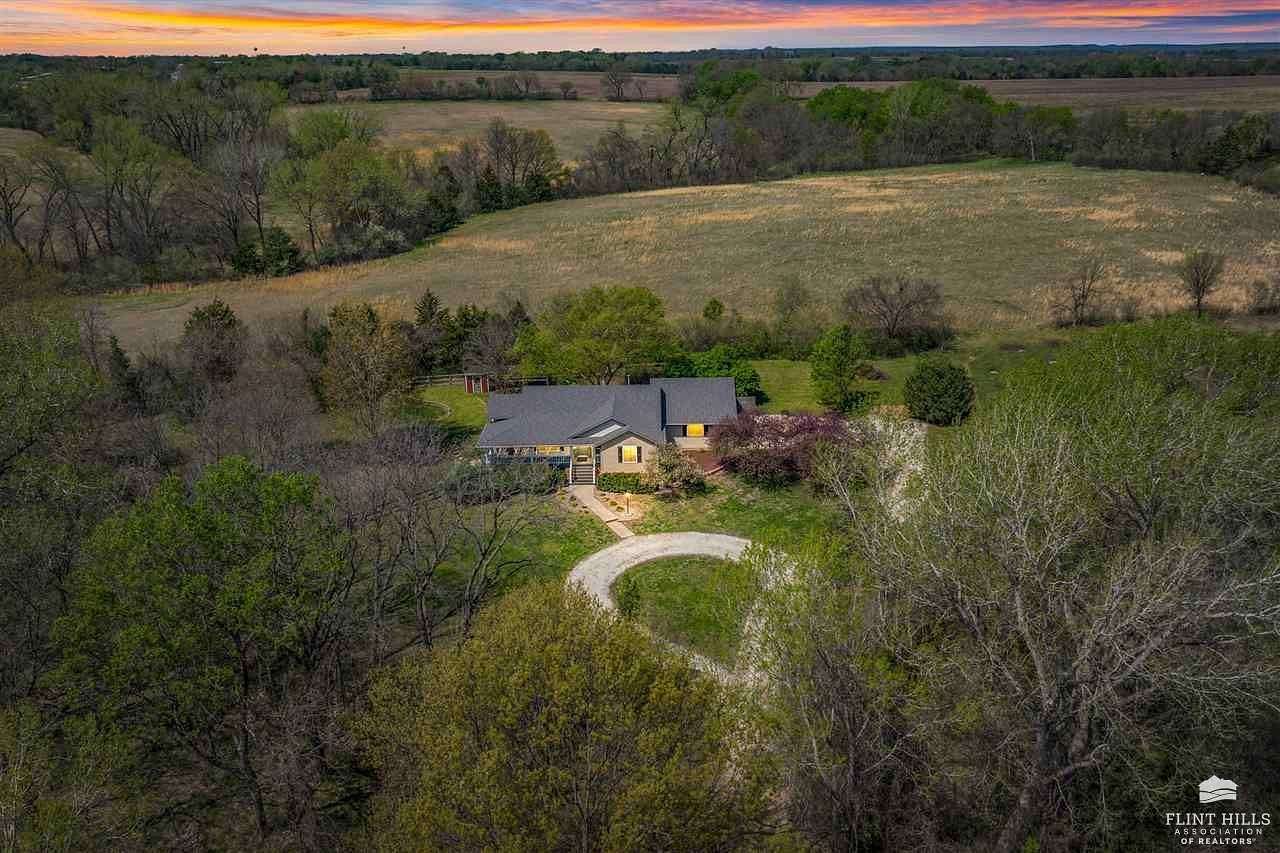 2.78 Acres of Residential Land with Home for Sale in Wamego 2.78 Acres of Residential Land with Home for Sale in Wamego