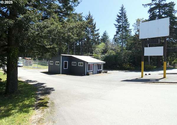 1.82 Acres of Improved Mixed-Use Land for Sale in Bandon, Oregon