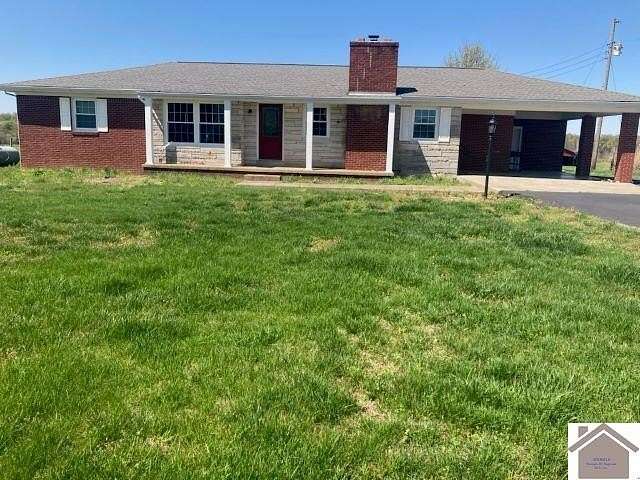 5 Acres of Land with Home for Sale in Mayfield, Kentucky