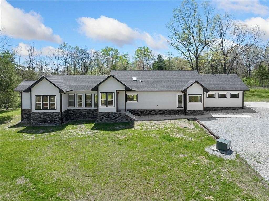 21.4 Acres of Recreational Land with Home for Sale in Harrison, Arkansas