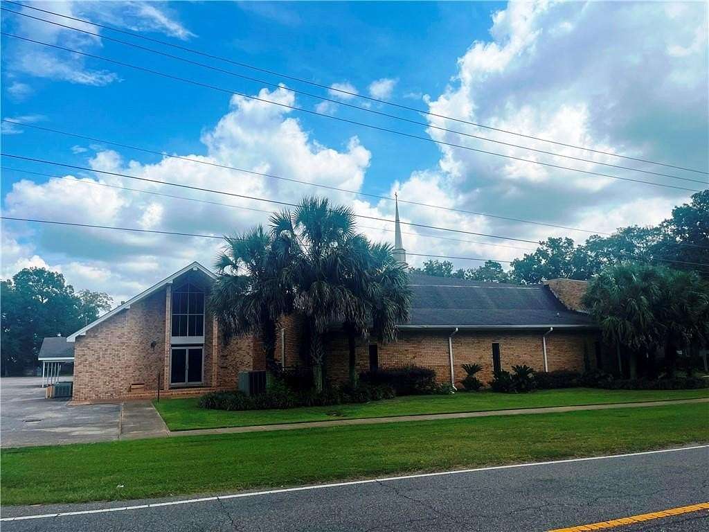 2.58 Acres of Improved Residential Land for Sale in Mobile, Alabama