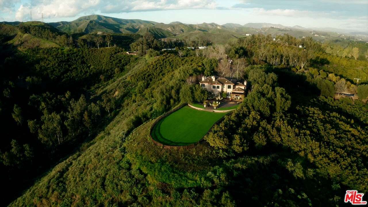 19.3 Acres of Land with Home for Sale in Somis, California