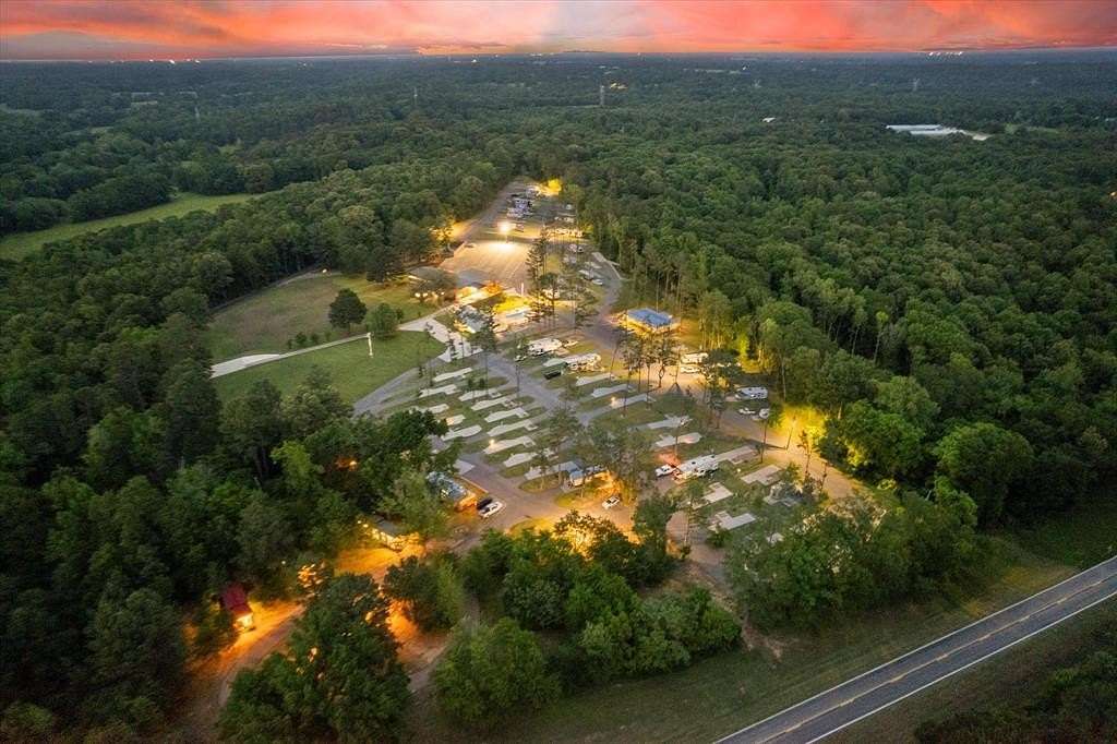 21.4 Acres of Land for Sale in Mount Vernon, Texas