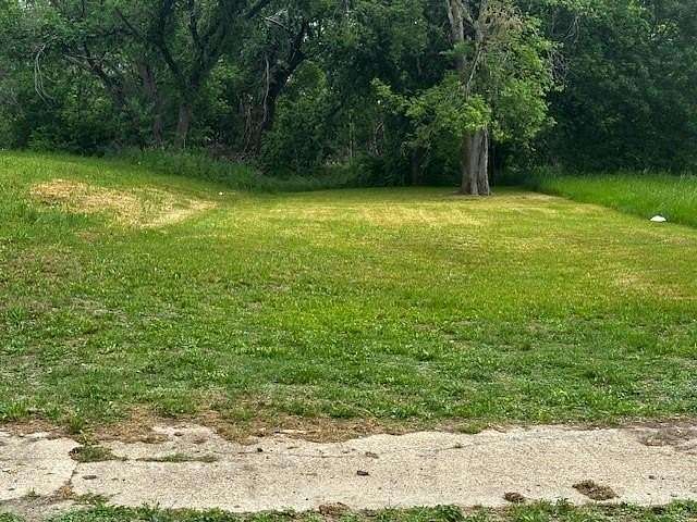 0.13 Acres of Residential Land for Sale in Corsicana, Texas