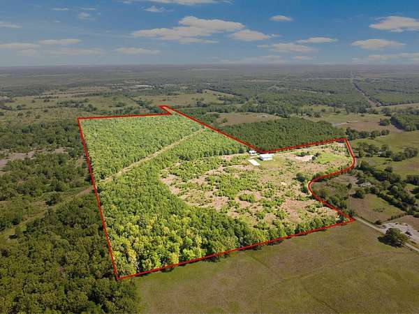 93.5 Acres of Improved Recreational Land for Sale in Talco, Texas