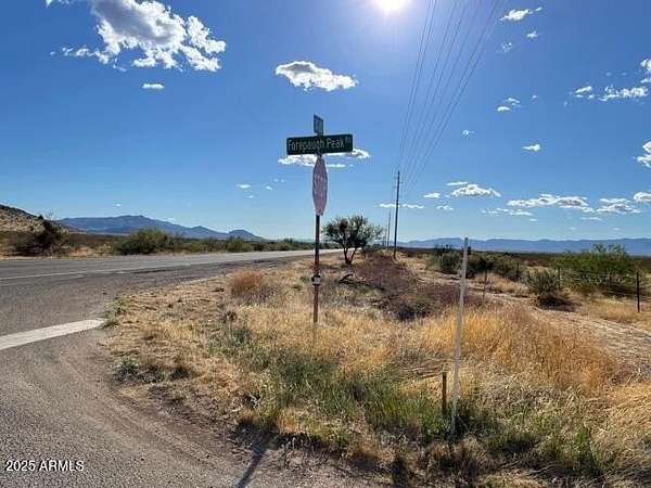 5 Acres of Residential Land for Sale in Wickenburg, Arizona
