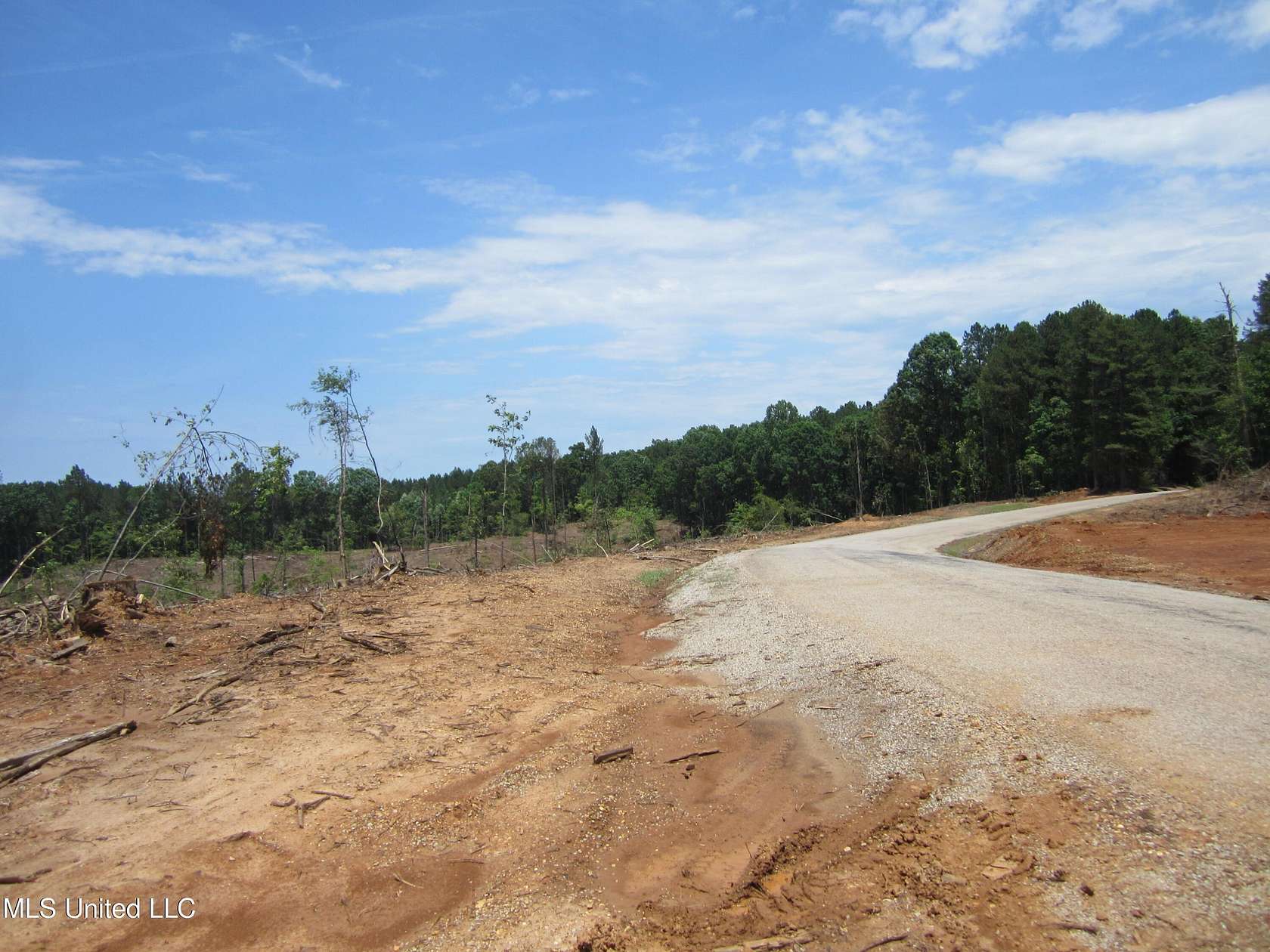 131 Acres of Recreational Land for Sale in Myrtle, Mississippi