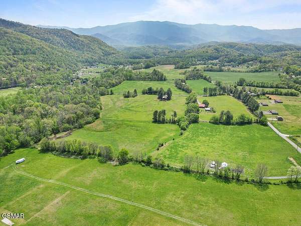 7 Acres of Residential Land for Sale in Cosby, Tennessee