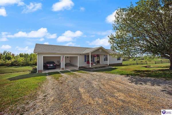 135 Acres of Agricultural Land with Home for Sale in Munfordville, Kentucky