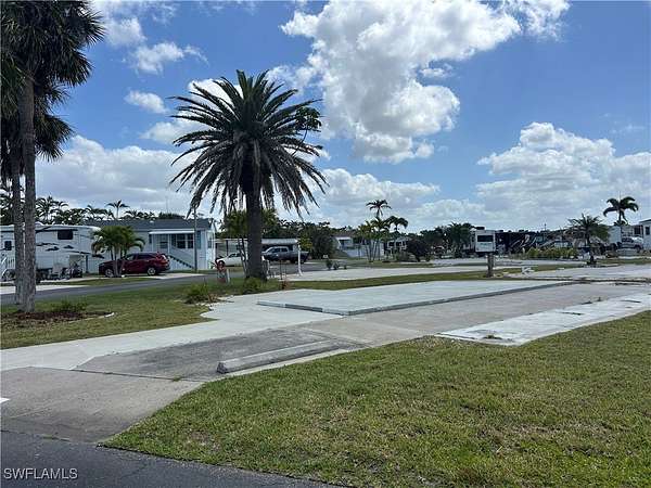 0.05 Acres of Land for Sale in Fort Myers, Florida